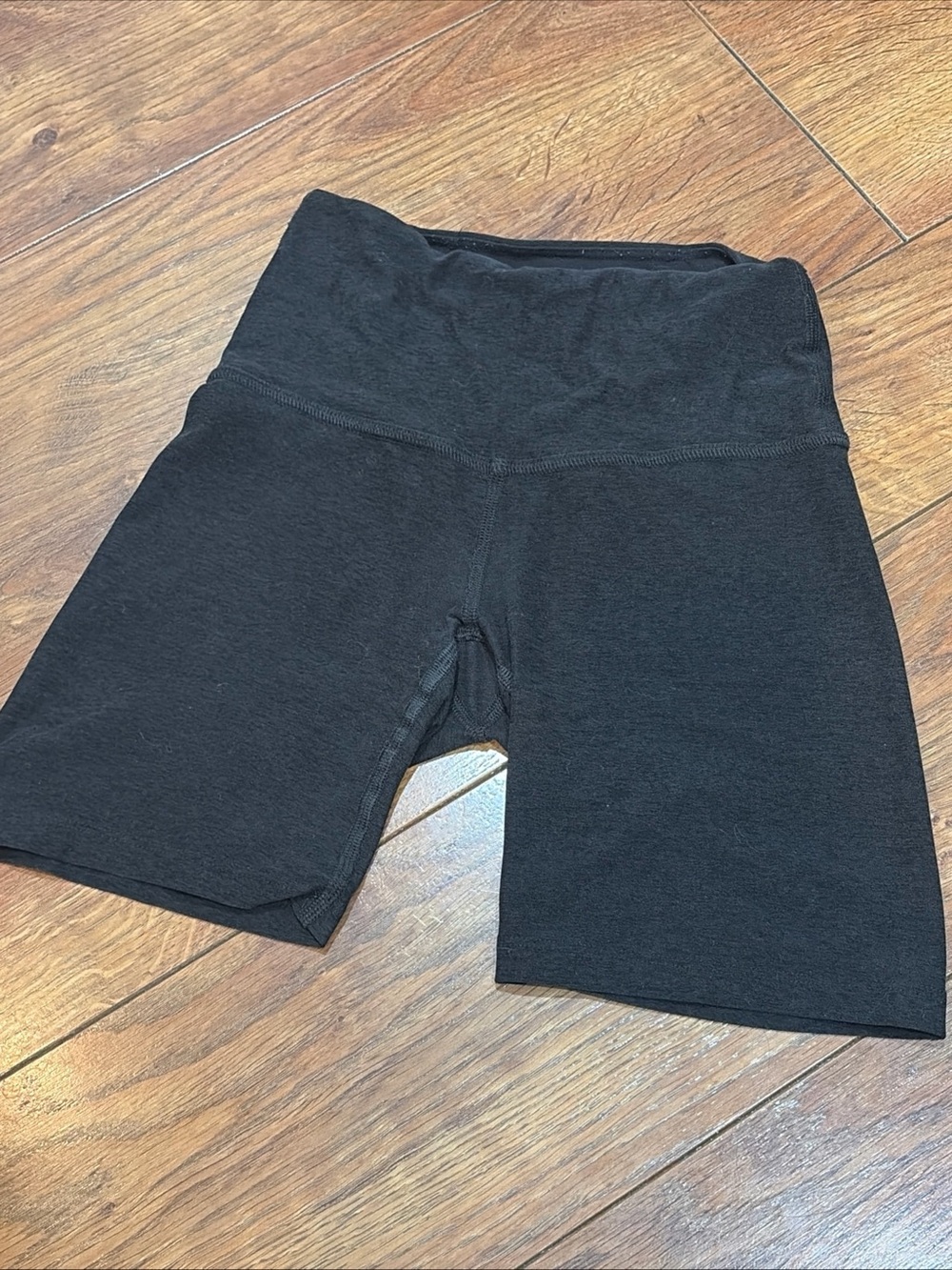 Beyond Yoga Black High-Rise Bike Shorts with high Waistband XXS